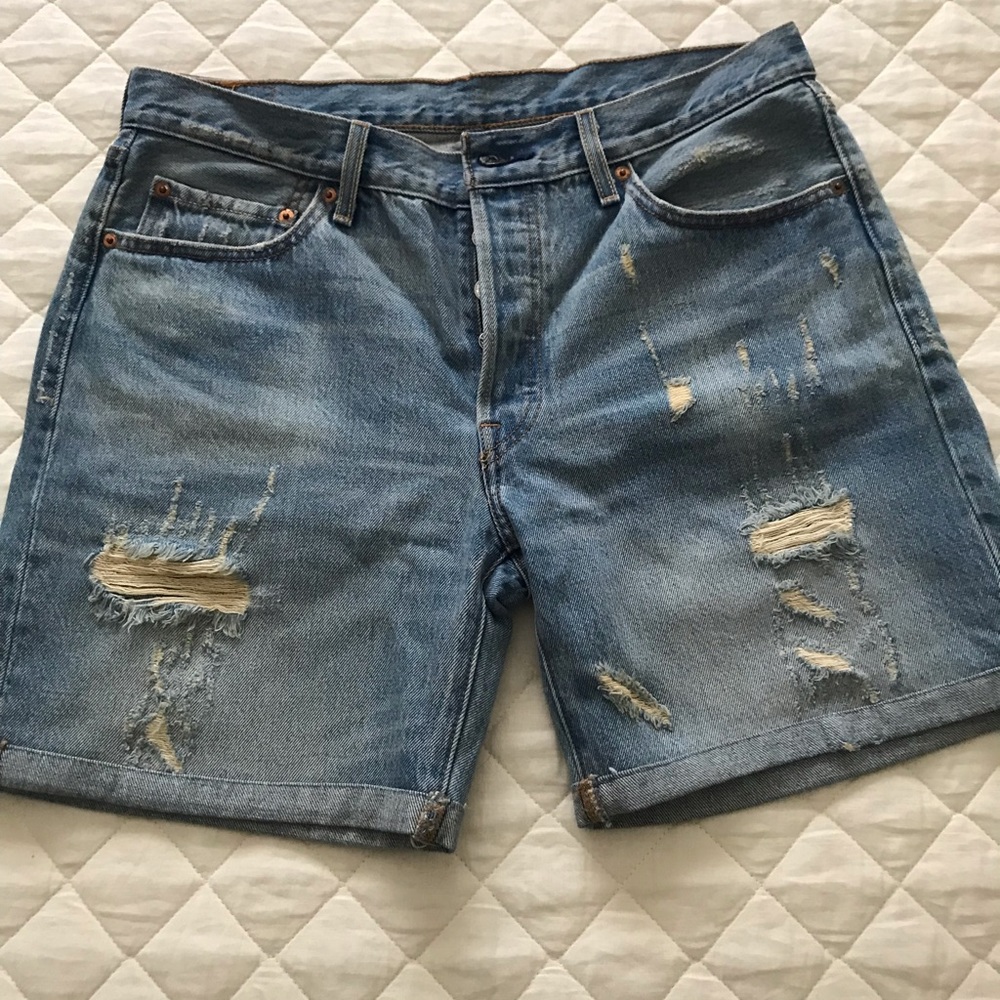 Levi’s 501 Distressed Shorts